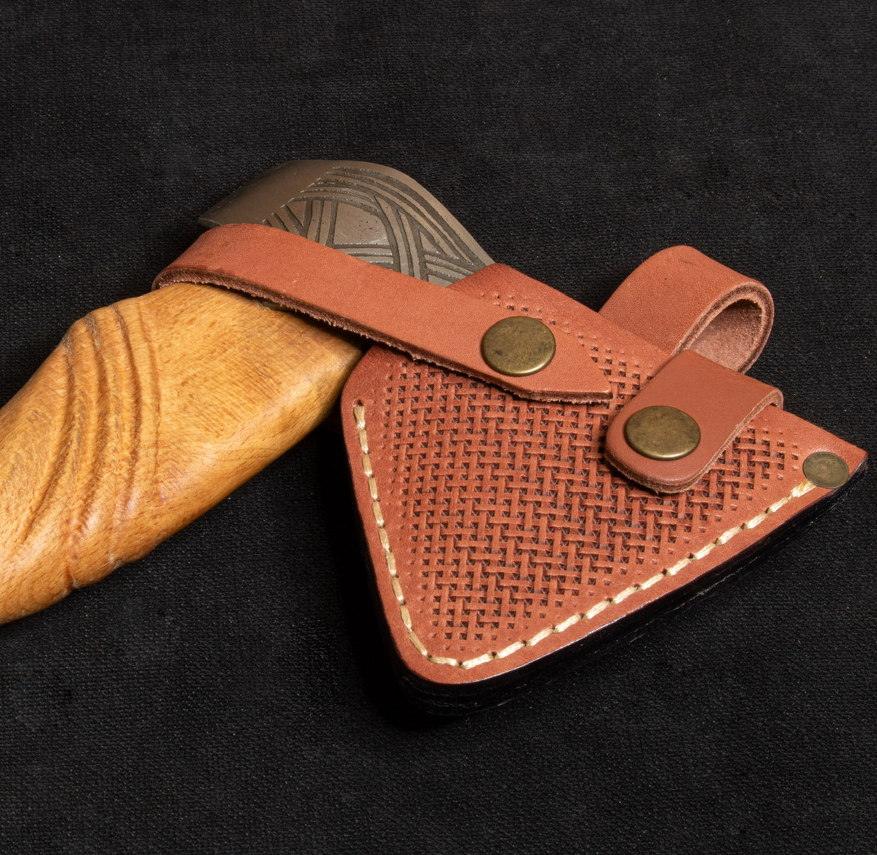 Kam Knife Viking Desenli Kamp Baltası Dövme Çelik