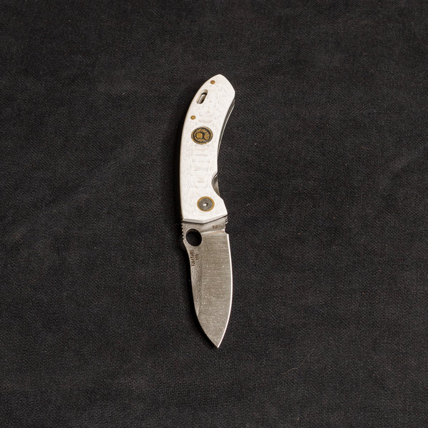 Kırçıllı Beyaz İçten Kilitli D2 ÇakıT10 - D2