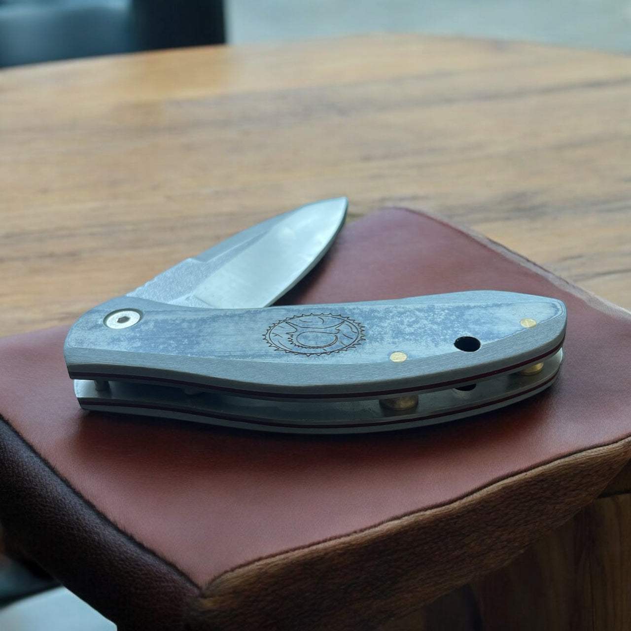 İçten Kilitli Klipsli Rulmanlı Tactical Çakı Jean Desen Kompakt Mikarta Kabza - S2 - N690