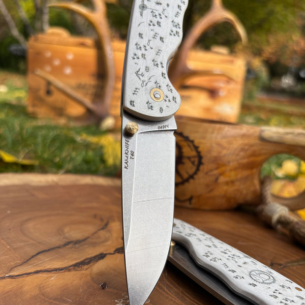 İçten Kilitli Rulmanlı Tactical Çakı Beyaz Kam DavuluDesenli- T40 - N690