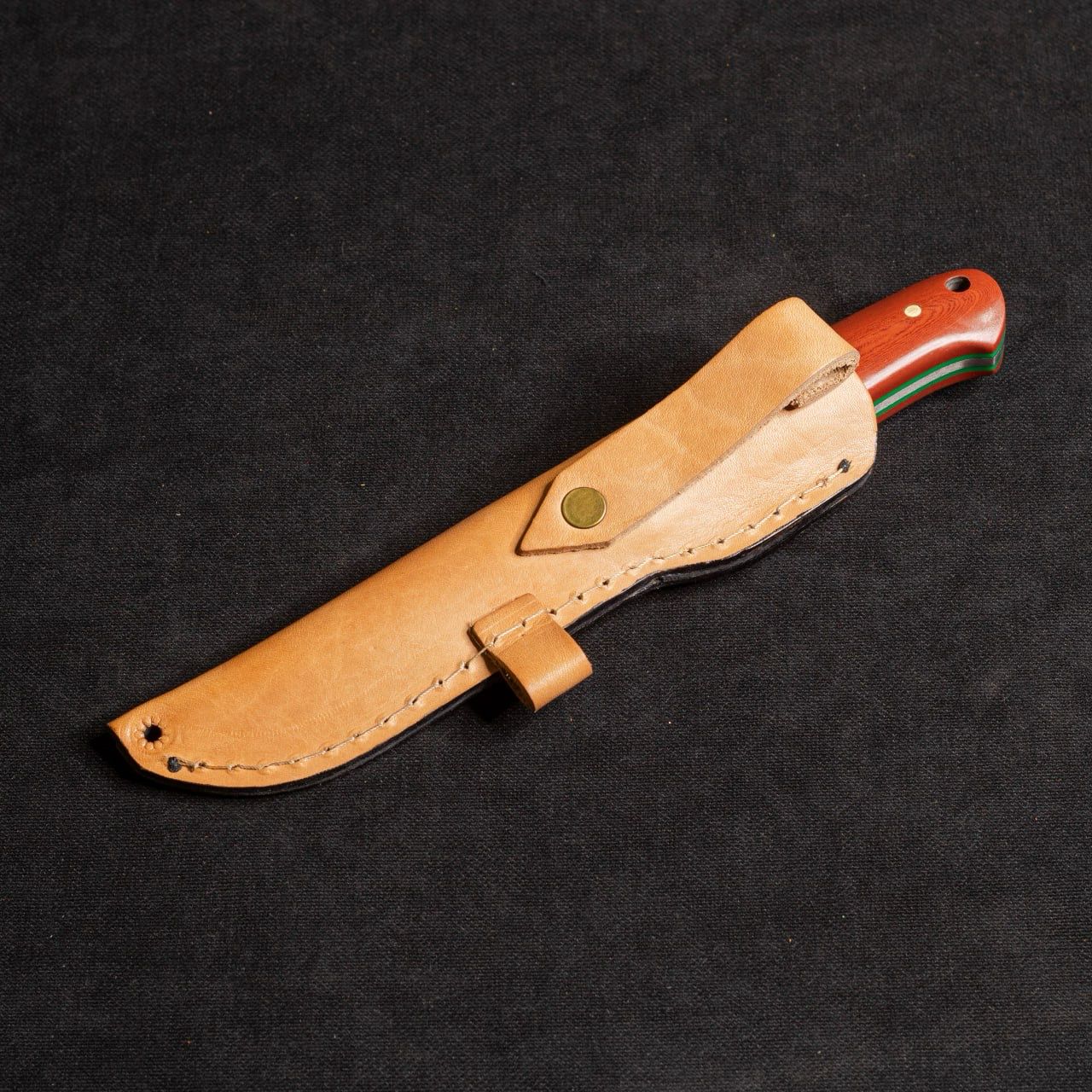 Bushcraft Hunting Knife Crimson - B40 D2