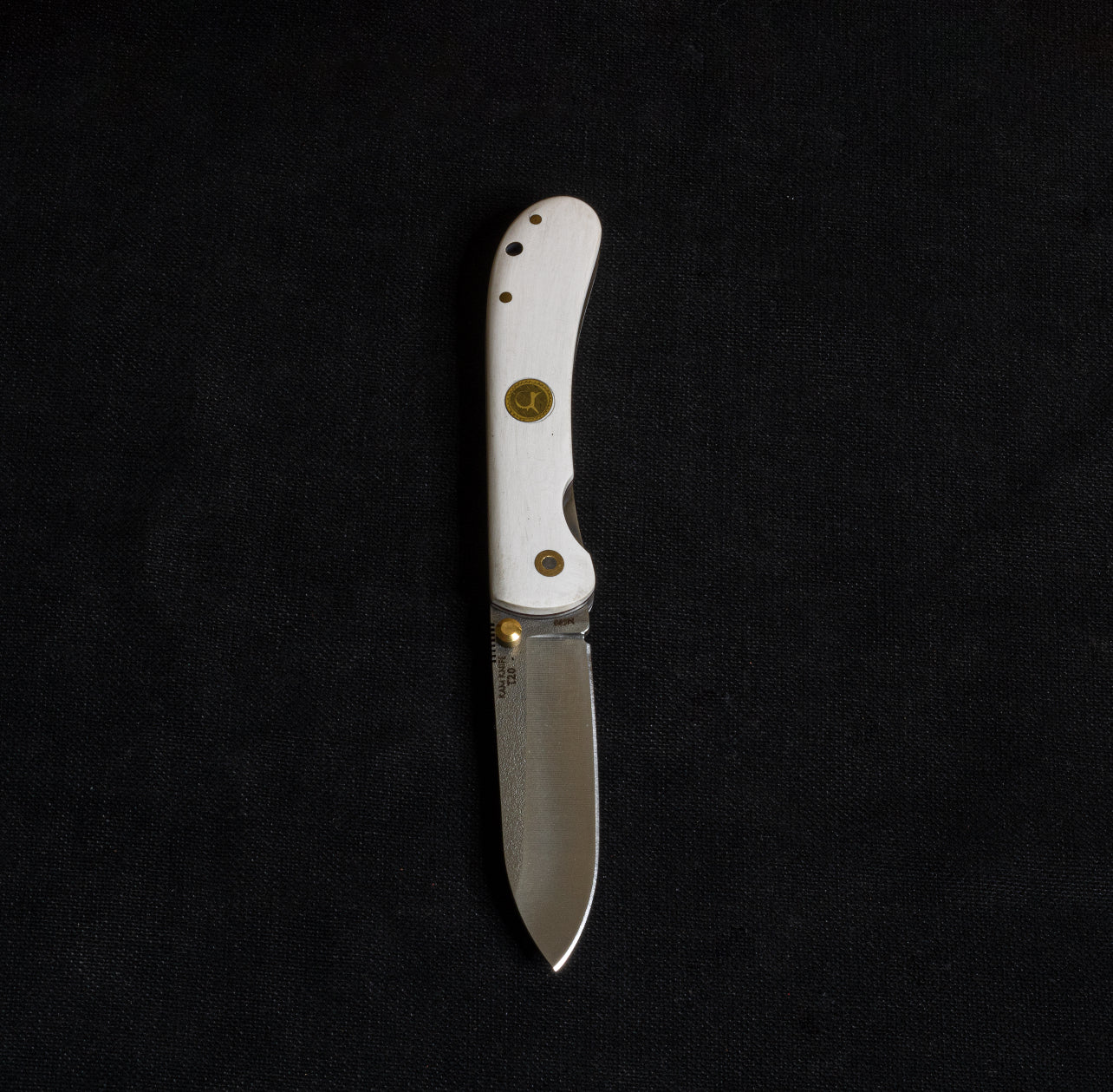 Internal Lock Tactical Pocket Knife White - T20 N690