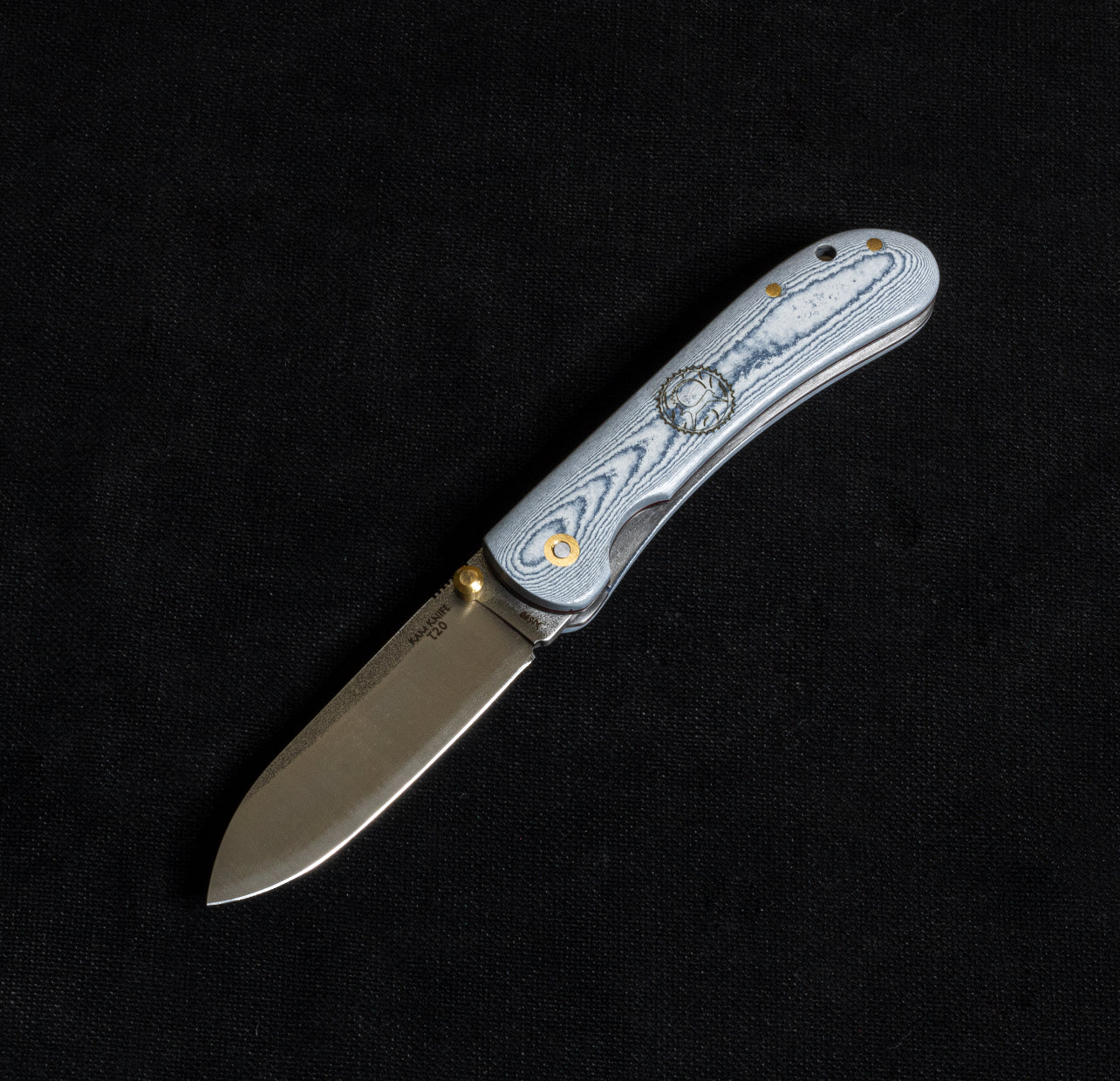 İçten Kilitli Rulmanlı Tactical Çakı Jean (Kot) Desenli  - T20 - N690
