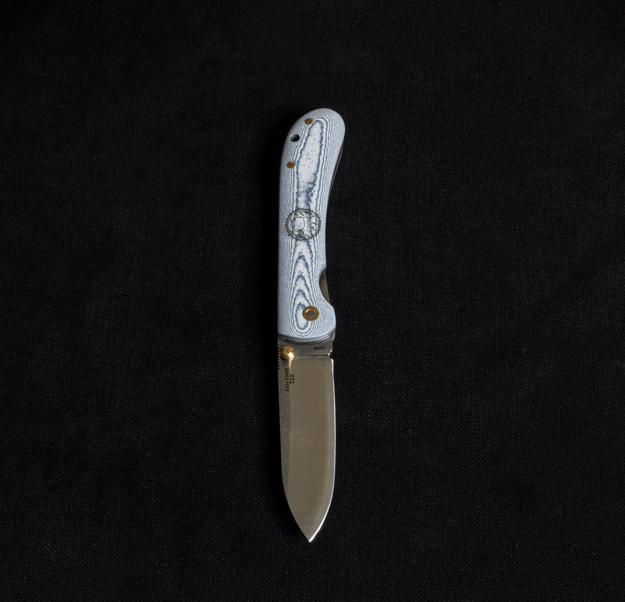 İçten Kilitli Rulmanlı Tactical Çakı Jean (Kot) Desenli  - T20 - N690