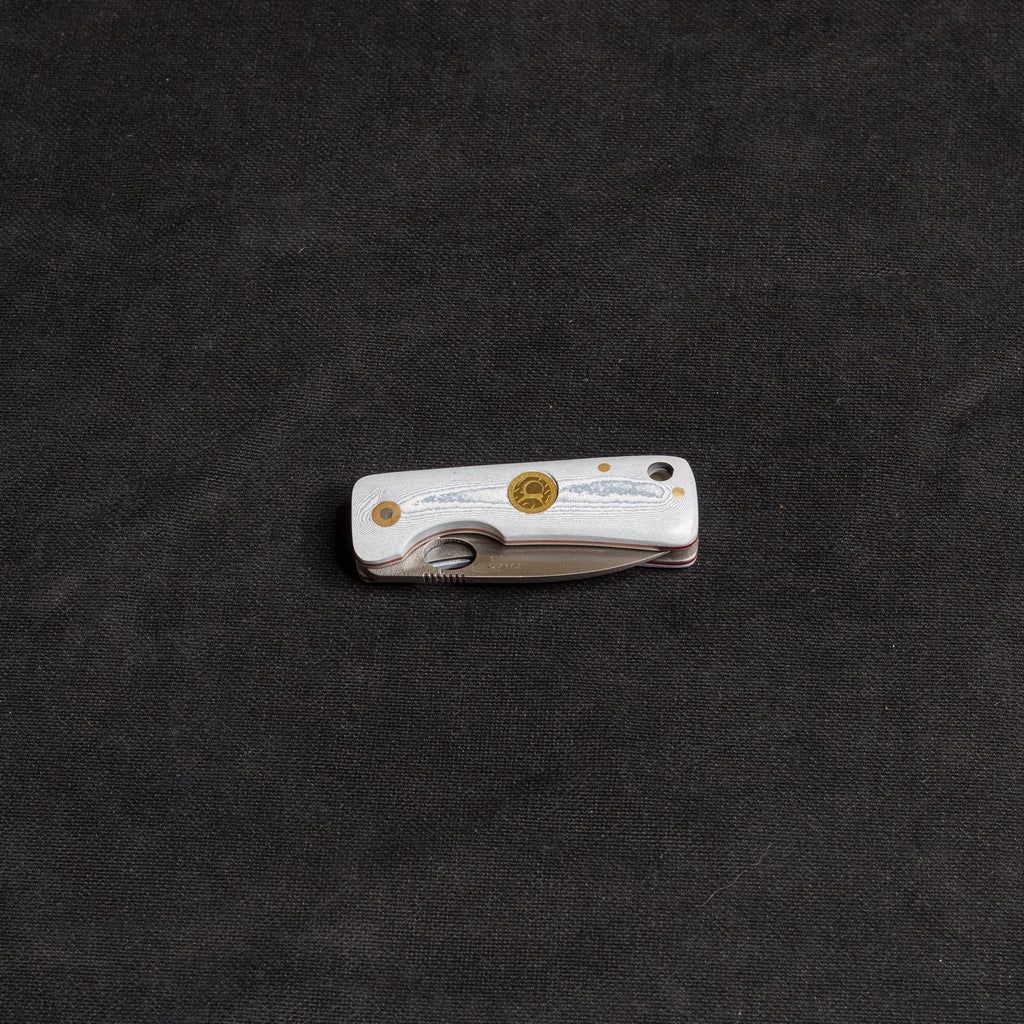 J10 Jean Mikarta  İçten Kilitli Rulmanlı Çakı  J10 - N690