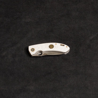 Kırçıllı Beyaz İçten Kilitli D2 Çakı  T10 - D2