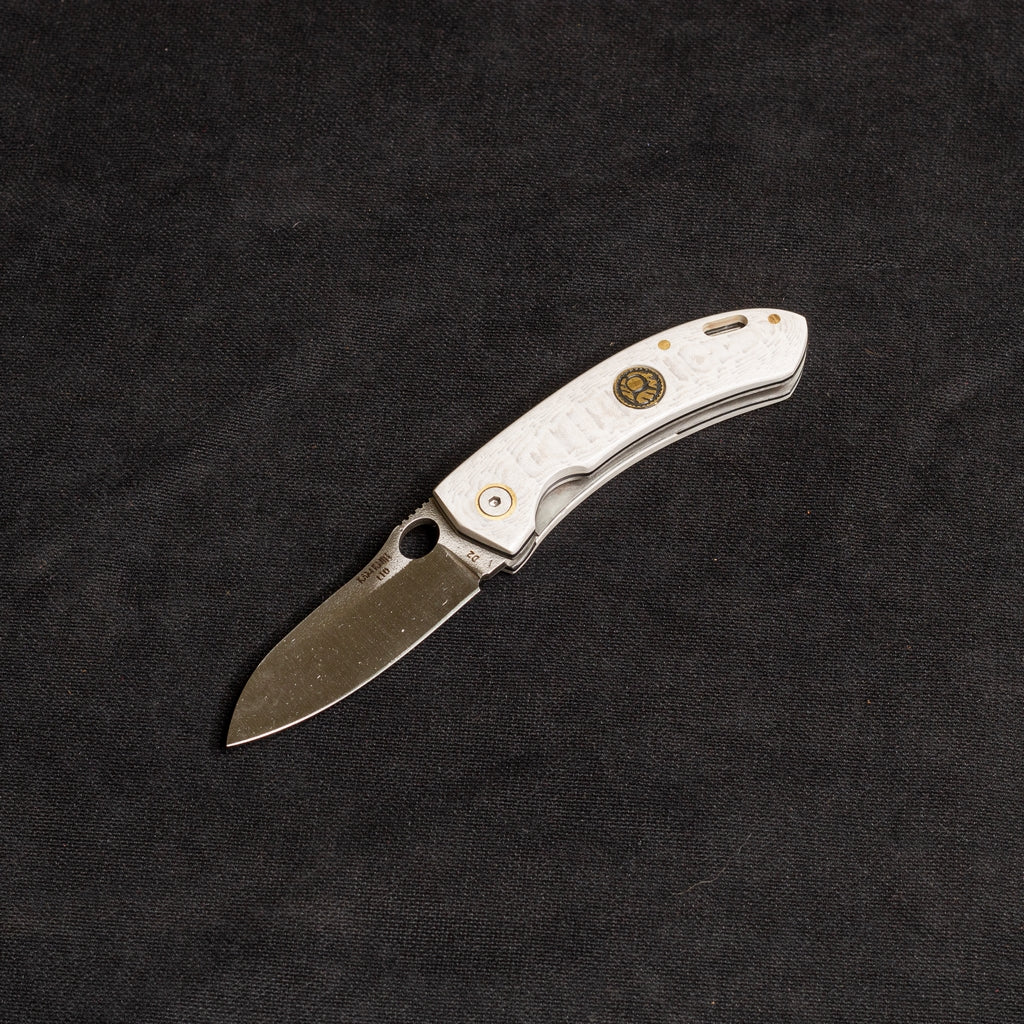 Kırçıllı Beyaz İçten Kilitli D2 Çakı  T10 - D2