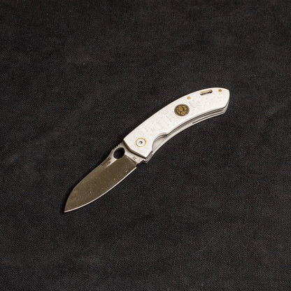 Kırçıllı Beyaz İçten Kilitli D2 Çakı  T10 - D2